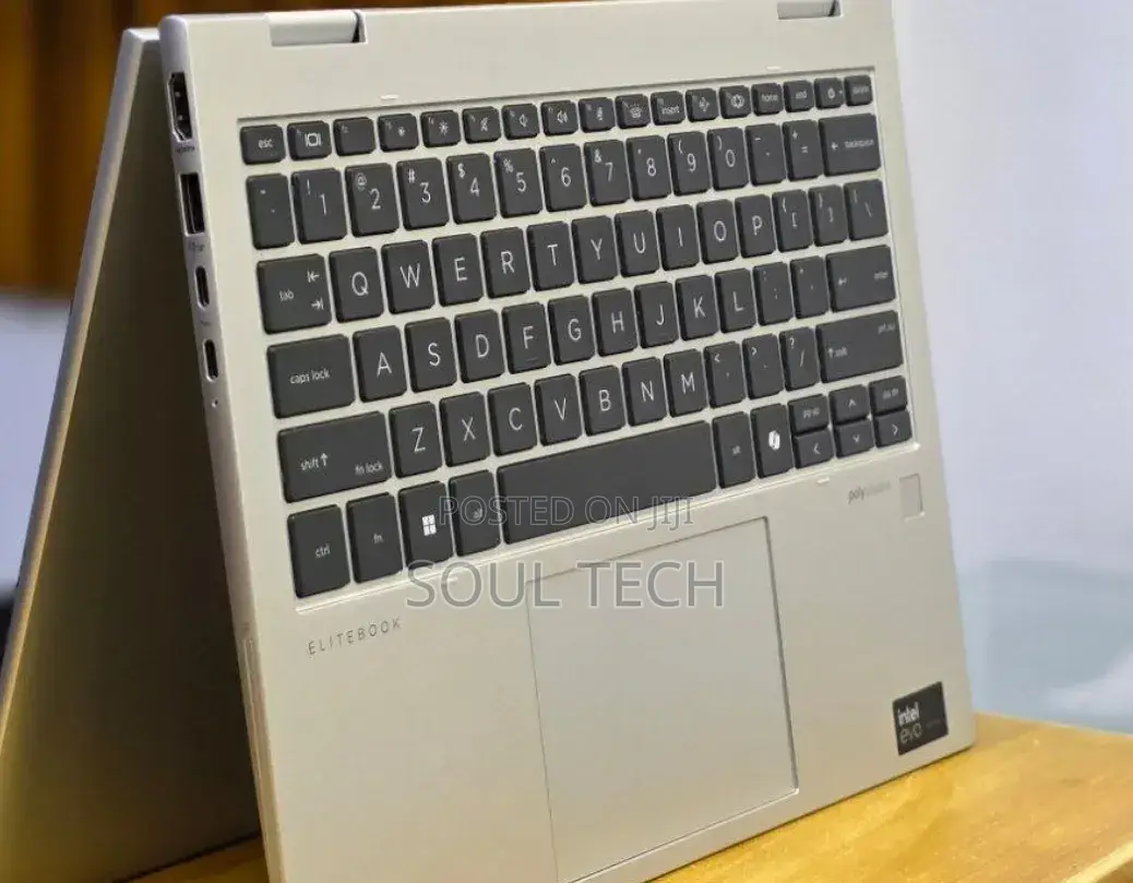 New Laptop HP Elitebook 830 G11 16GB Intel Core Ultra 7 SSD 512GB