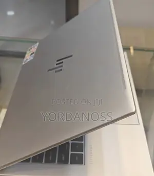 New Laptop HP EliteBook 640 G11 16GB Intel Core Ultra 7 SSD 512GB