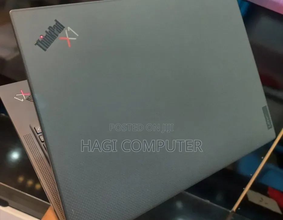 New Laptop Lenovo ThinkPad X1 Carbon Gen11 16GB Intel Core i7 SSD 1T