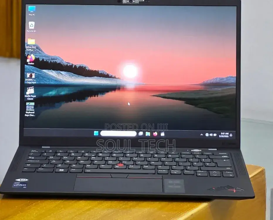 New Laptop Lenovo ThinkPad X1 Carbon 16GB Intel Core i7 SSD 512GB