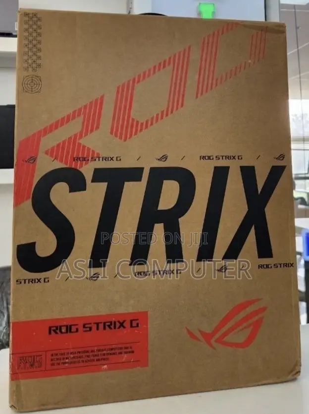 New Laptop Asus ROG Strix G18 32GB Intel Core Ultra 9 SSD 2T
