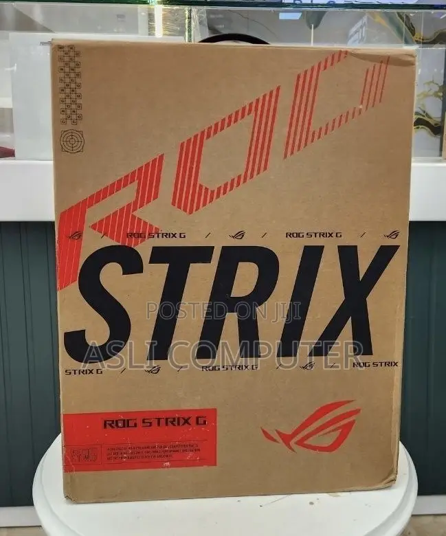 New Laptop Asus ROG Strix G18 32GB Intel Core Ultra 9 SSD 2T