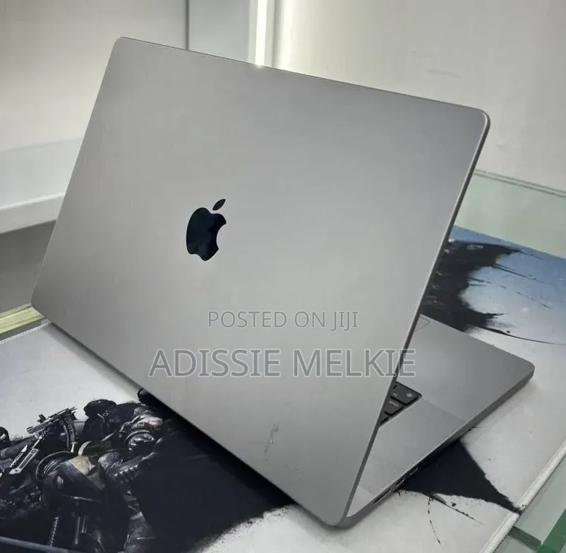 New Laptop Apple MacBook Pro 2021 M1 Max 32GB Apple M1 Max SSD 1T