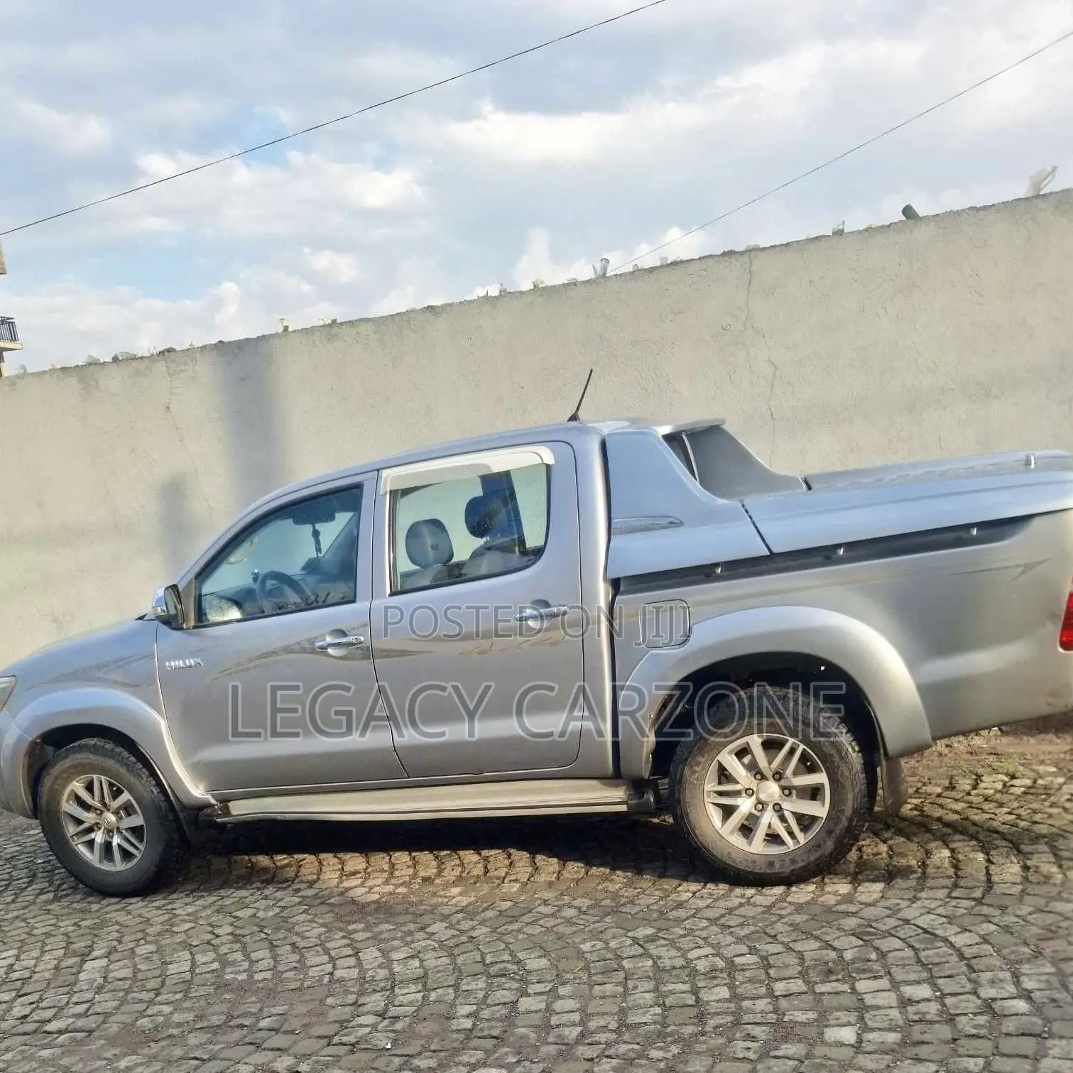 Toyota Hilux 2015 Silver