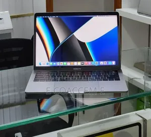 New Laptop Apple MacBook 16GB Intel Core i7 SSD 512GB