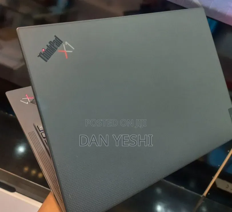 New Laptop Lenovo ThinkPad X1 Carbon Gen11 16GB Intel Core i7 SSD 1T