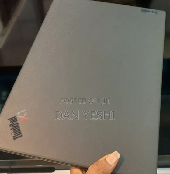 New Laptop Lenovo ThinkPad X1 Carbon Gen11 16GB Intel Core i7 SSD 1T
