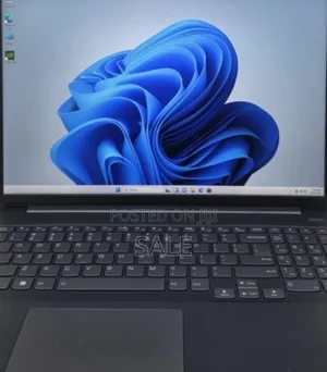 New Laptop Lenovo Ideapad 3 16GB AMD Ryzen 7 SSD 512GB