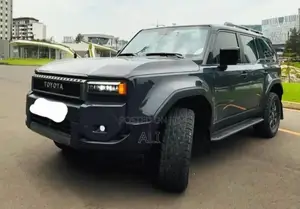Toyota Land Cruiser Prado 2024