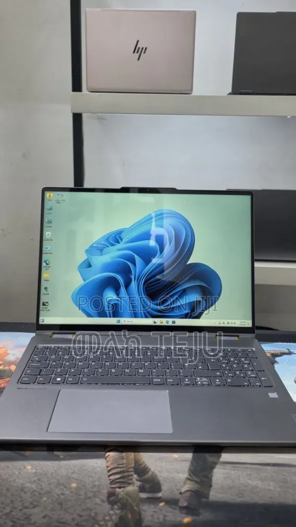 New Laptop Lenovo Yoga 3 16GB AMD Ryzen 7 SSD 512GB