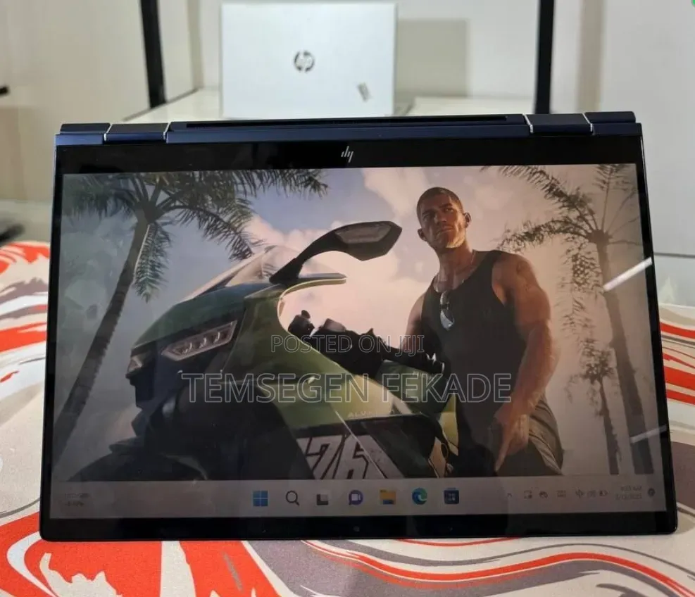 New Laptop HP Dragonfly G2 16GB Intel Core i7 SSD 512GB