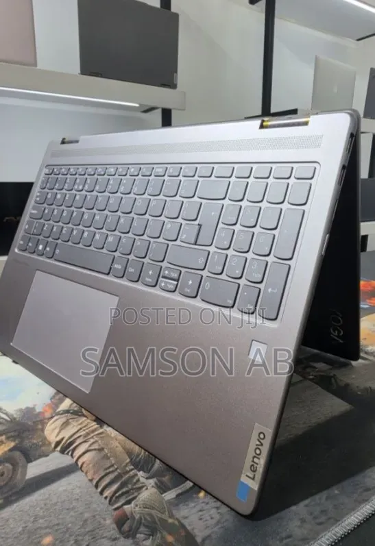 New Laptop Lenovo 16GB AMD Ryzen 7 SSD 512GB