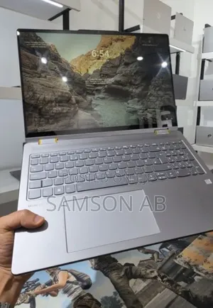 New Laptop Lenovo 16GB AMD Ryzen 7 SSD 512GB
