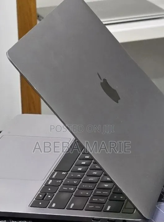 New Laptop Apple MacBook Pro 2019 16GB Intel Core i7 SSD 1T