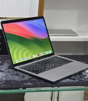 New Laptop Apple MacBook Pro 2019 16GB Intel Core i7 SSD 1T