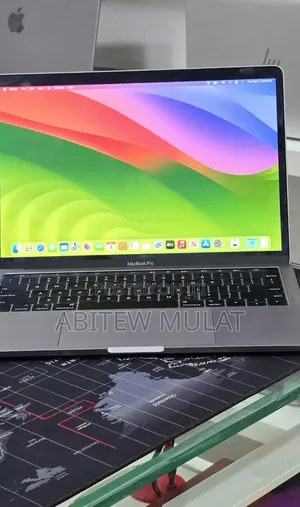 New Laptop Apple MacBook Pro 2019 16GB Intel Core i7 SSD 1T