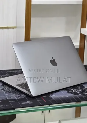 New Laptop Apple MacBook Pro 2019 16GB Intel Core i7 SSD 1T