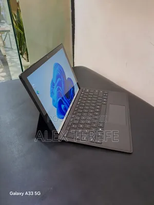 New Laptop Microsoft Surface Pro 7+ 16GB Intel Core i7 SSD 512GB
