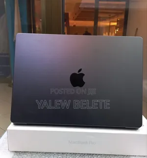 New Laptop Apple MacBook Pro 16GB Apple M5 SSD 512GB
