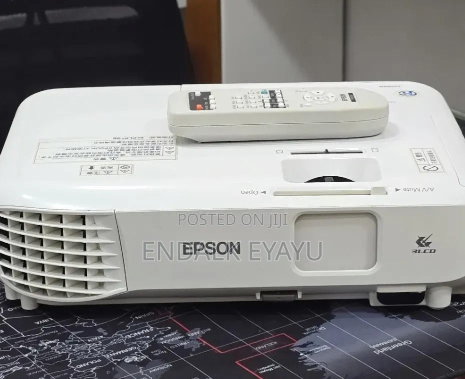 Epson Projector EB-S05