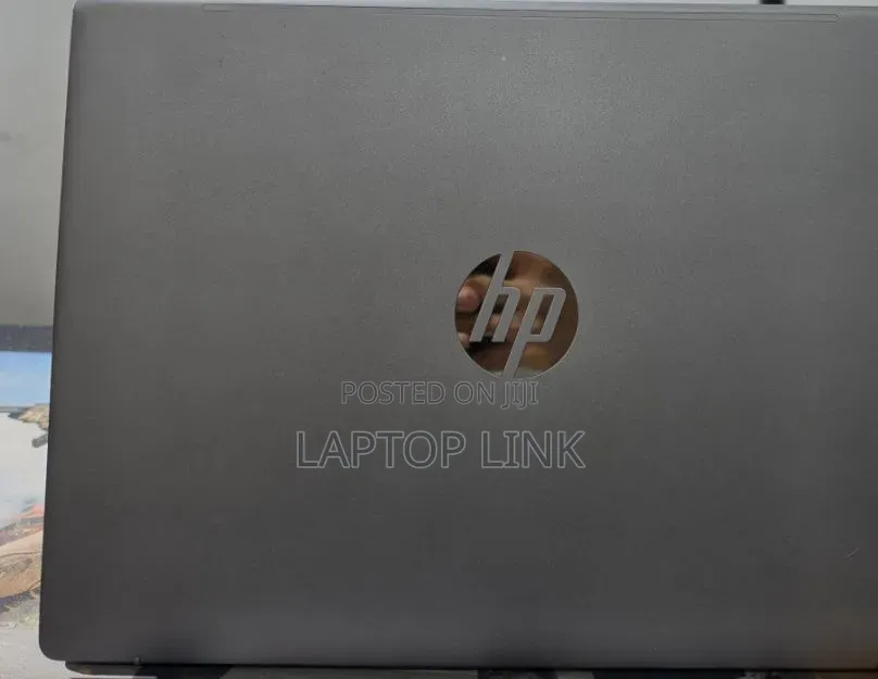 New Laptop HP Pavilion 15 1GB Intel Core i5 SSD 512GB