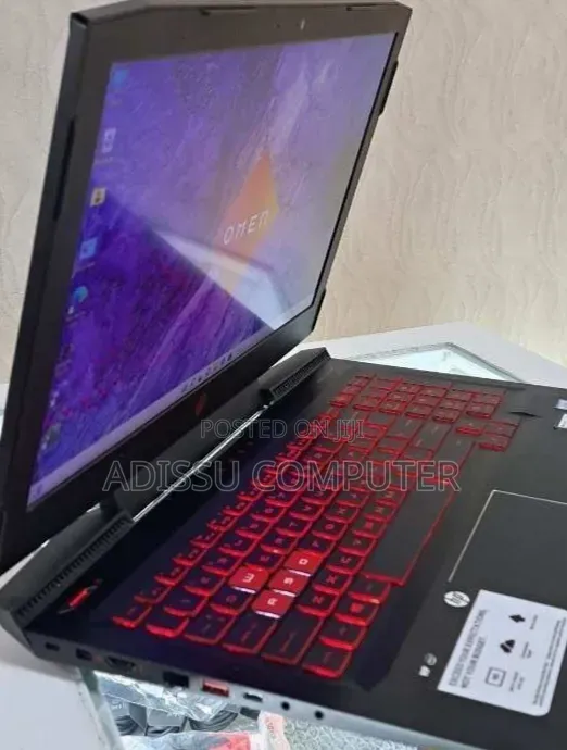 New Laptop HP Omen 15-dh002nr 16GB Intel Core i7 SSD 1T