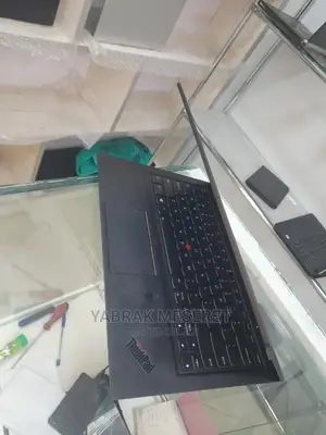 New Laptop Lenovo ThinkPad X280 8GB Intel Core I5 SSD 512GB