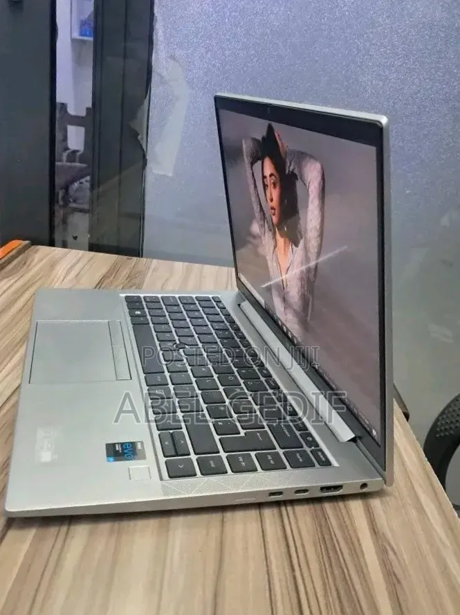 New Laptop HP EliteBook 840 16GB Intel Core i7 SSD 512GB