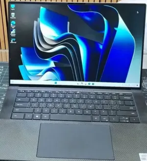 New Laptop Dell XPS 15 16GB Intel Core i7 SSD 512GB