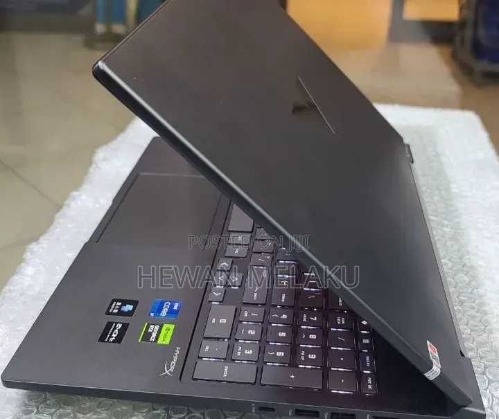 New Laptop HP Victus 16 16GB Intel Core i7 SSD 1T