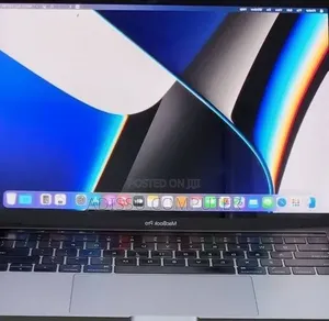 New Laptop Apple MacBook Pro 2019 16GB Intel Core i7 SSD 512GB