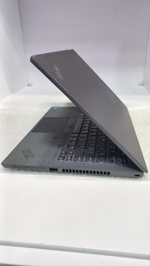 New Laptop Lenovo ThinkPad Yoga 16GB Intel Core i5 SSD 512GB
