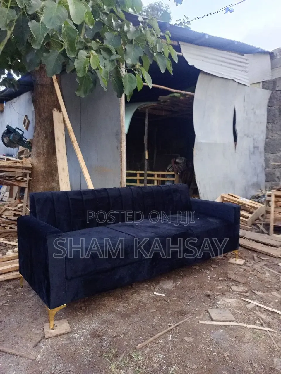3-Seater Lobby Seating Available for Sale