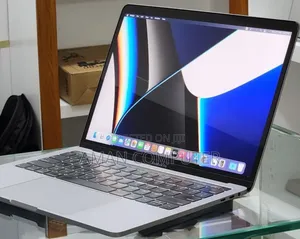 New Laptop Apple MacBook Pro 2019 16GB Intel Core i7 SSD 512GB