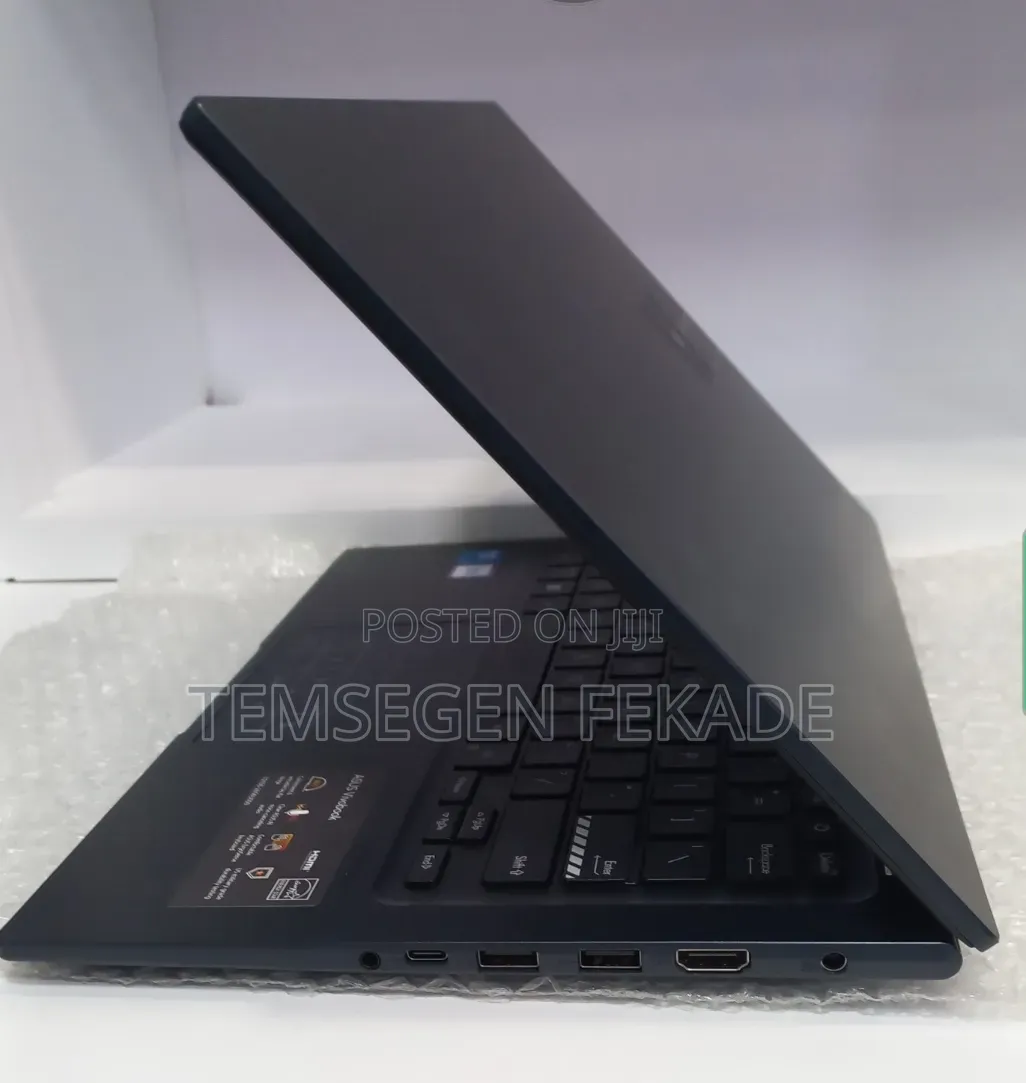 New Laptop Asus Vivobook 14 16GB Intel Core 5 SSD 512GB