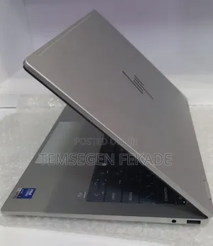New Laptop HP OmniBook X Flip 14" 16GB Intel Core Ultra 7 SSD 1T