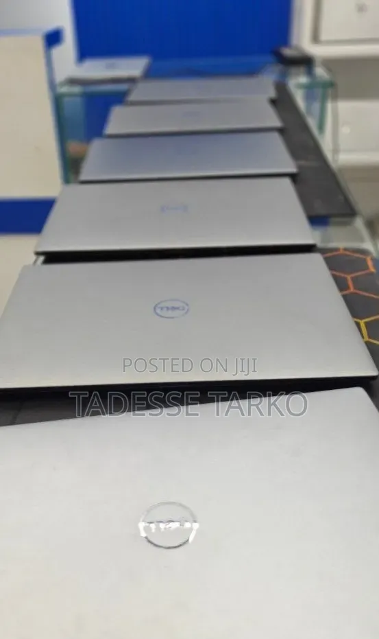 New Laptop Dell Precision 15 3541 16GB Intel Core i7 SSD 512GB