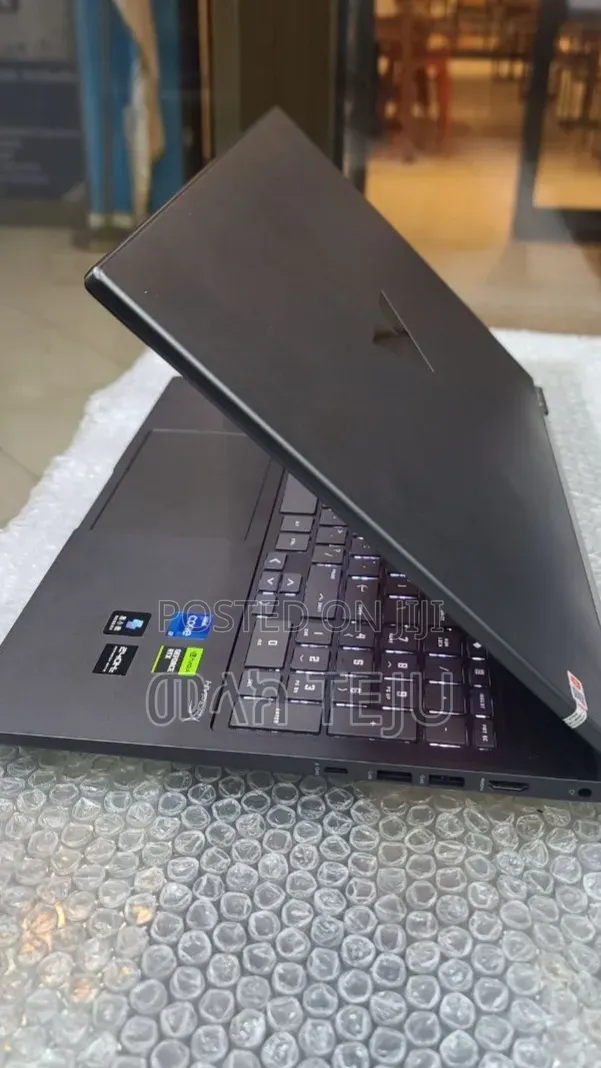 New Laptop HP Victus 16 16GB Intel Core i7 SSD 1T