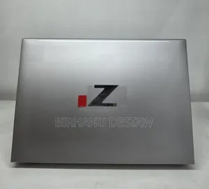 New Laptop HP ZBook Firefly G9 16GB Intel Core i7 SSD 512GB