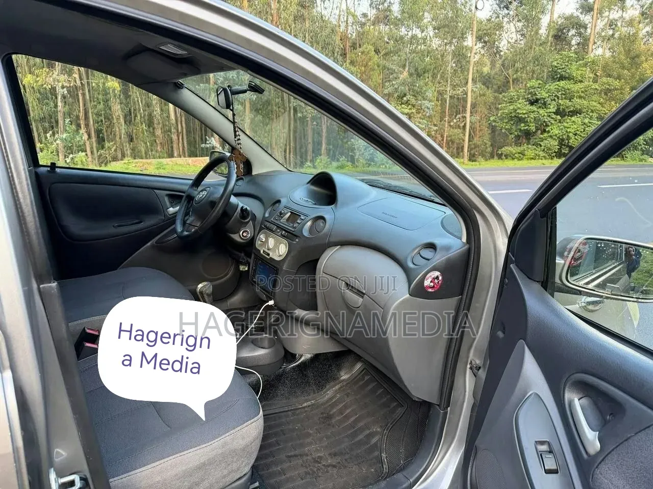 Toyota Vitz 2005 Gray