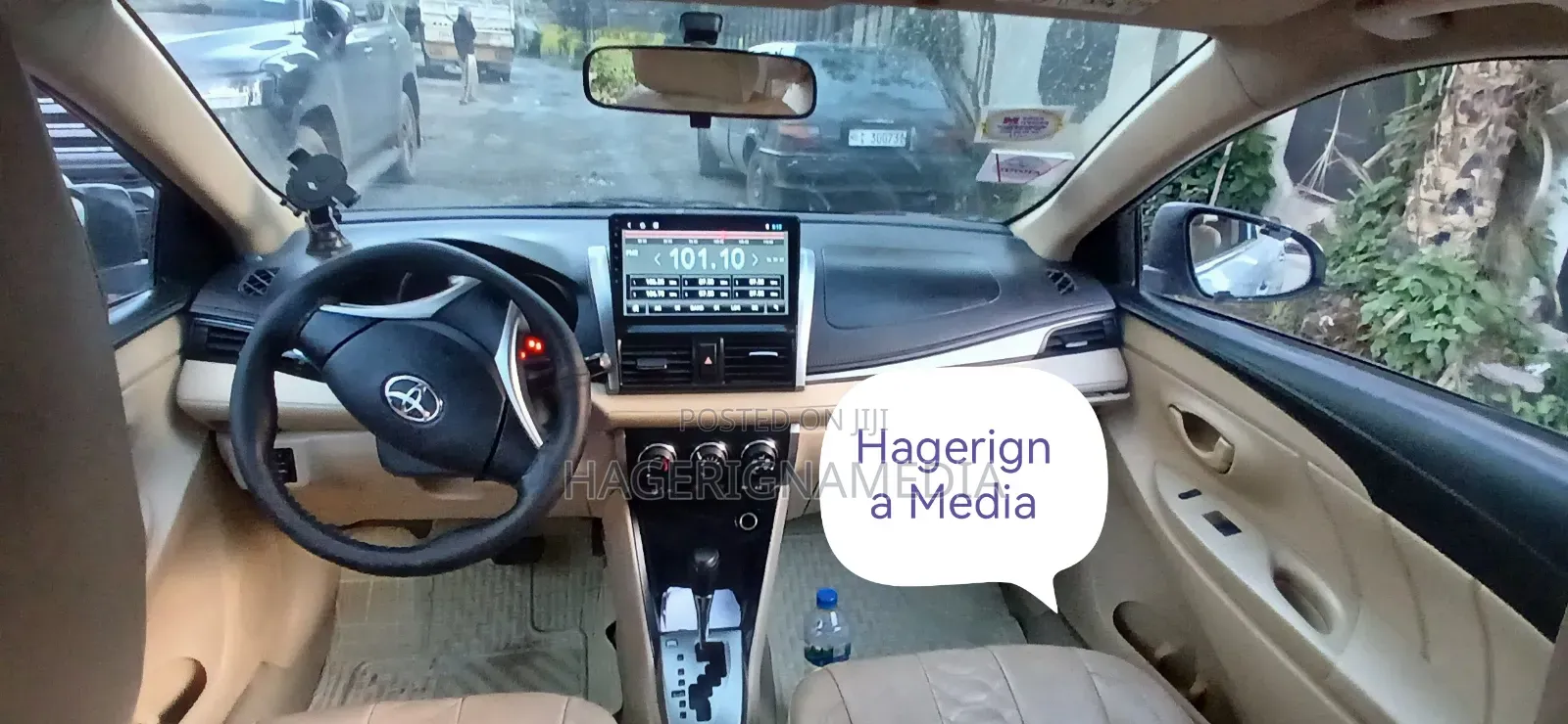 Toyota Yaris 2015 Silver