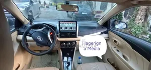 Toyota Yaris 2015 Silver