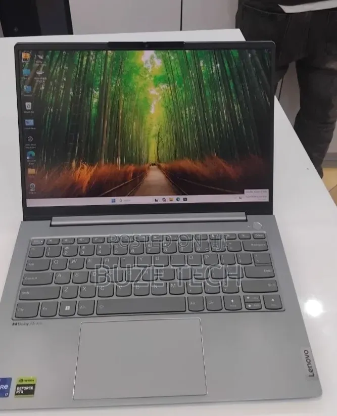 New Laptop Lenovo 16GB Intel Core i7 SSD 512GB