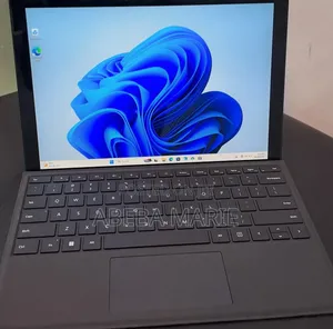 New Laptop Microsoft Surface Pro 7+ 16GB Intel Core i7 SSD 512GB