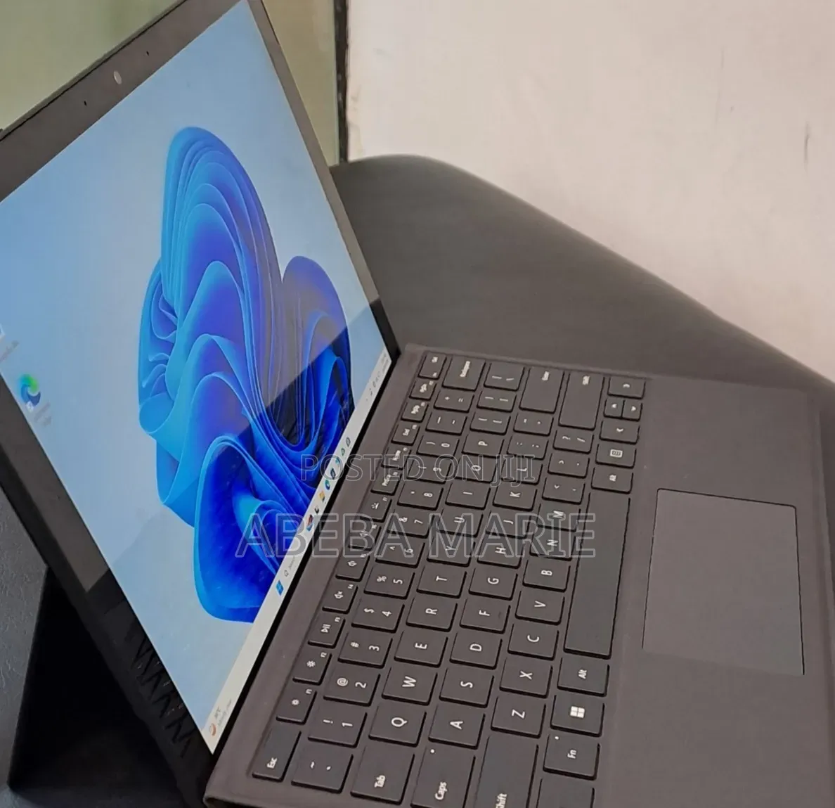 New Laptop Microsoft Surface Pro 7+ 16GB Intel Core i7 SSD 512GB