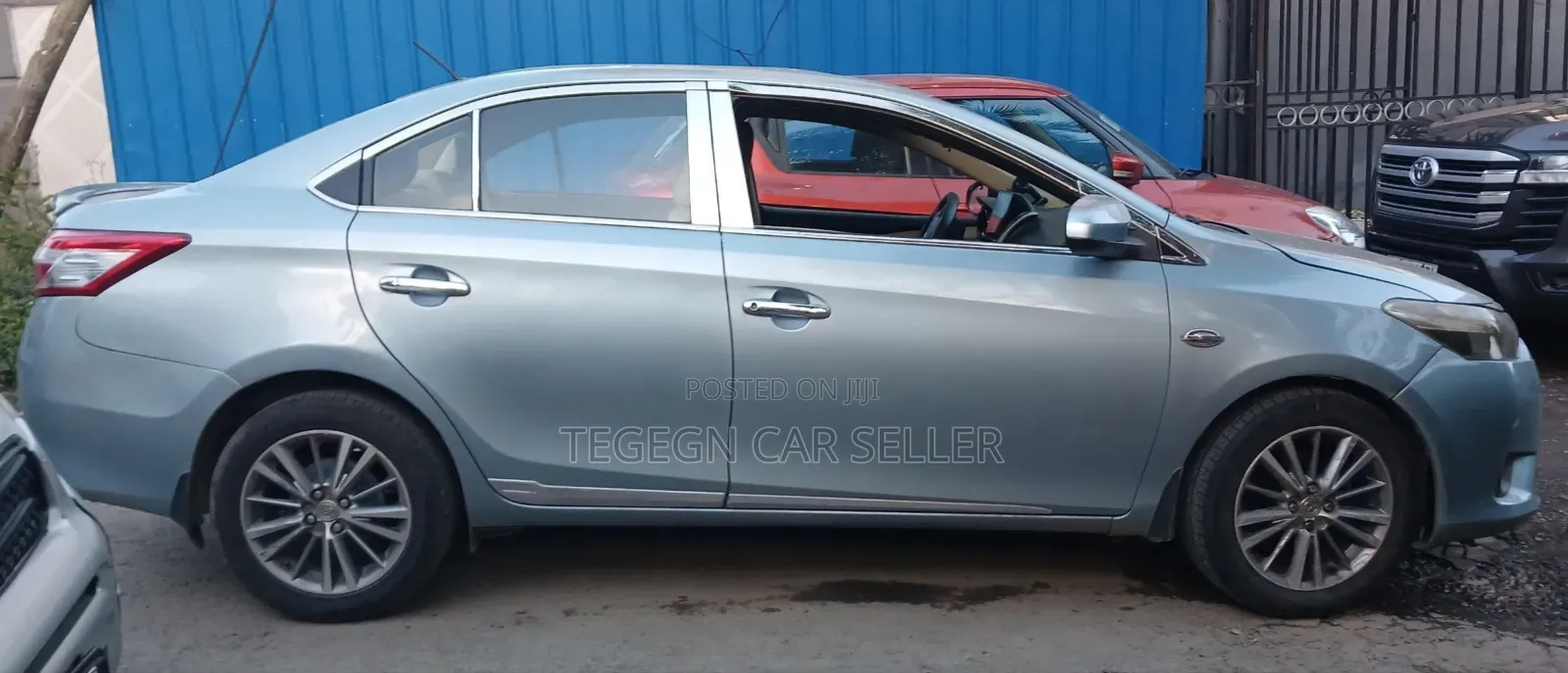 Toyota Yaris 2015 Blue