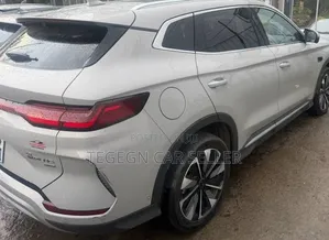 BYD Song Plus 2025 White