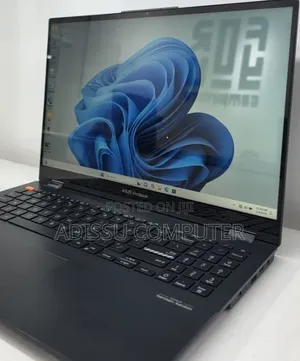New Laptop Asus UX360CA 16GB Intel Core i5 SSD 512GB