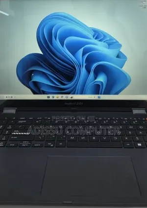 New Laptop Asus UX360CA 16GB Intel Core i5 SSD 512GB