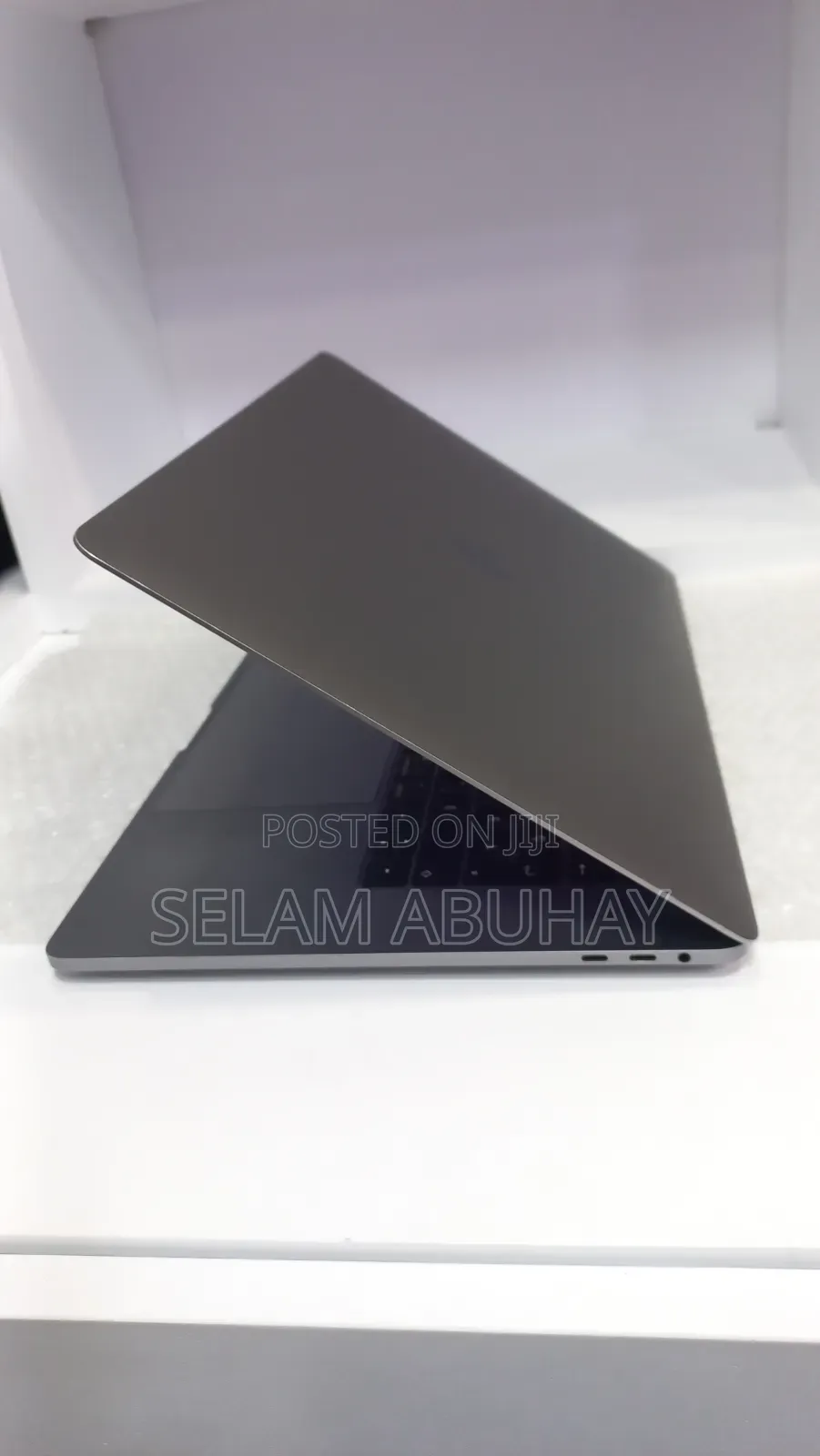 New Laptop Apple MacBook Pro 2016 16GB Intel Core i7 SSD 512GB